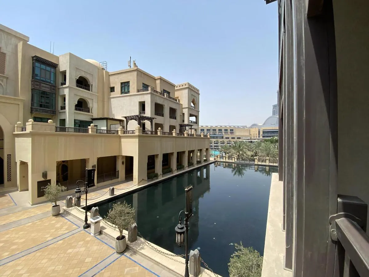 Apartment Lux Bnb I Souk Al Bahar I Burj Khalifa Views Dubai United Arab Emirates