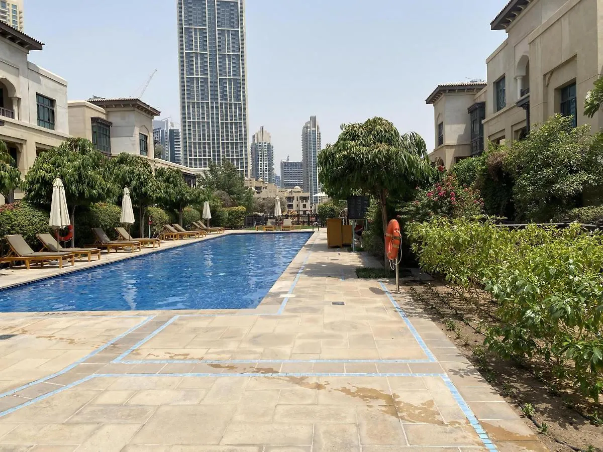 Lux Bnb I Souk Al Bahar I Burj Khalifa Views Дубай 0*,