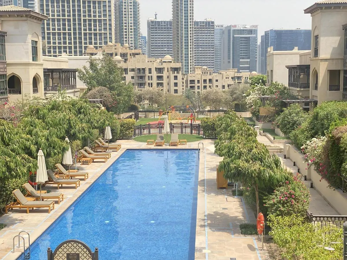 Apartment Lux Bnb I Souk Al Bahar I Burj Khalifa Views Dubai United Arab Emirates
