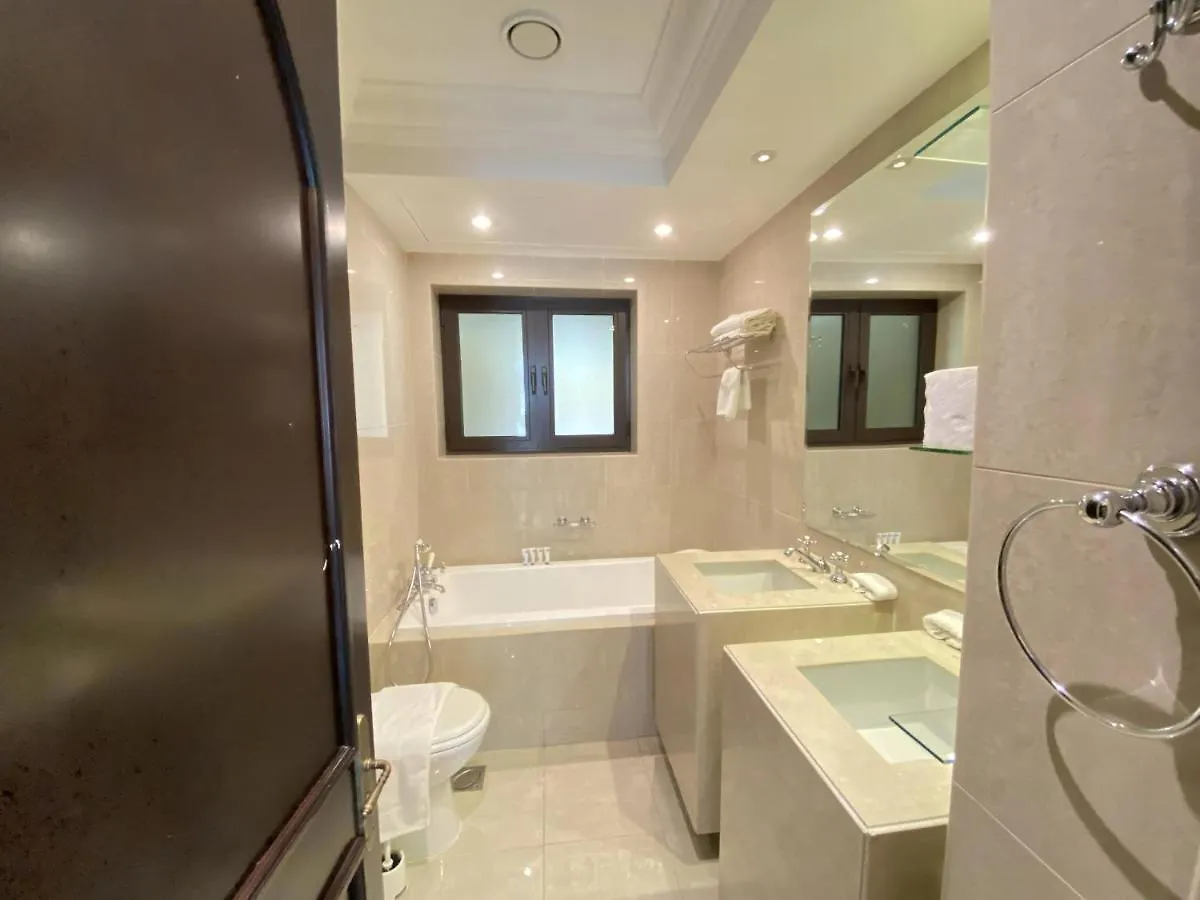 Lux Bnb I Souk Al Bahar I Burj Khalifa Views Dubai 0*,  United Arab Emirates