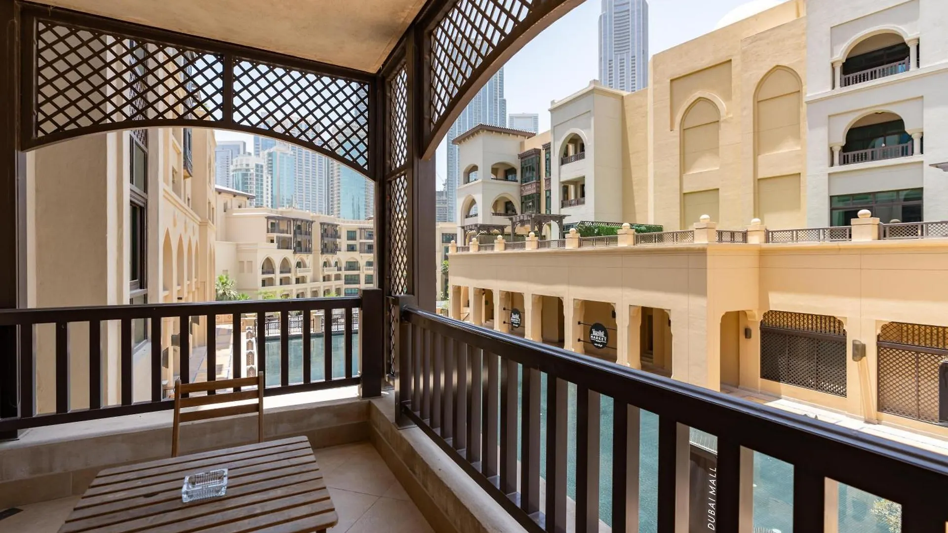 Lux Bnb I Souk Al Bahar I Burj Khalifa Views Dubai 0*,